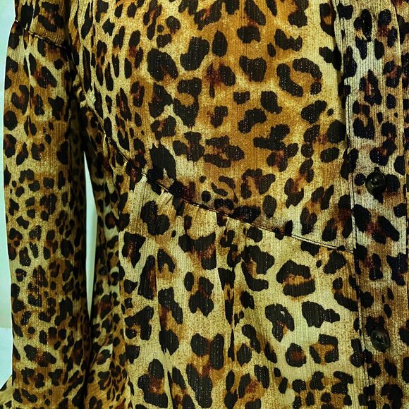 Soaked In Luxury Blouse Leopard Shirt Long Sleeve Button Down Animal Print Top - Picture 9 of 15